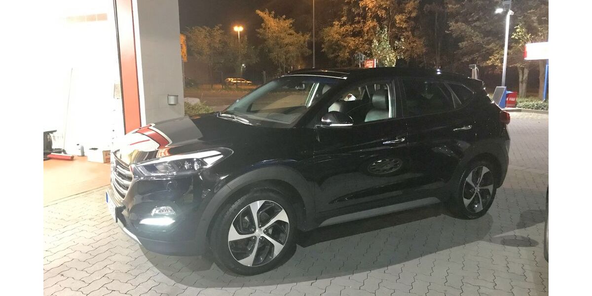 Hyundai TUCSON 105.000 km 16.700 &euro; Burgdorf 31303