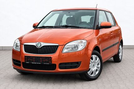 Skoda Fabia 143.728 km 2.499 &euro; Berlin 13051