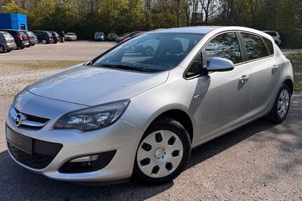 Opel Astra 147.000 km 5.700 &euro; München 80939