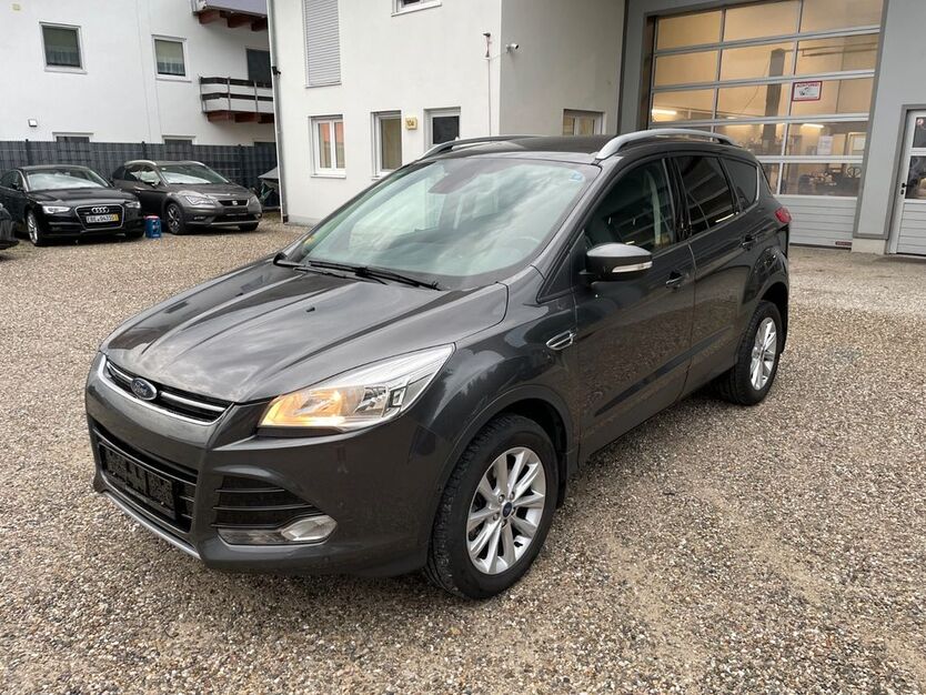 Ford Kuga 143.671 km 10.990 € Forsting Pfaffing 83539