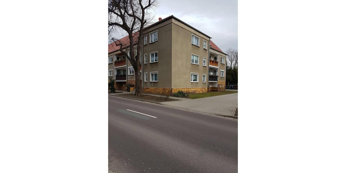 Dachgeschoßwohnung Aschersleben - 3 Zimmer, 70 m&sup2;, 40.000&euro; | Angebot:26516777