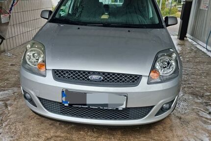 Ford Fiesta 155.000 km 2.999 € Westerburg 56457