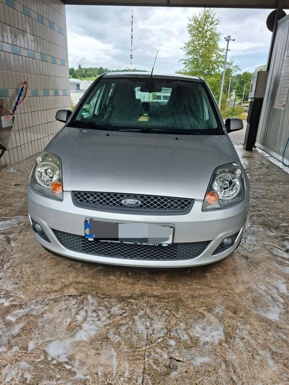 Ford Fiesta 155.000 km 2.999 € Westerburg 56457