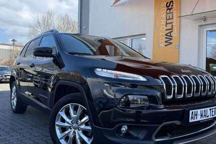 Jeep Cherokee 57.792 km 21.885 &euro; Stockelsdorf 23617