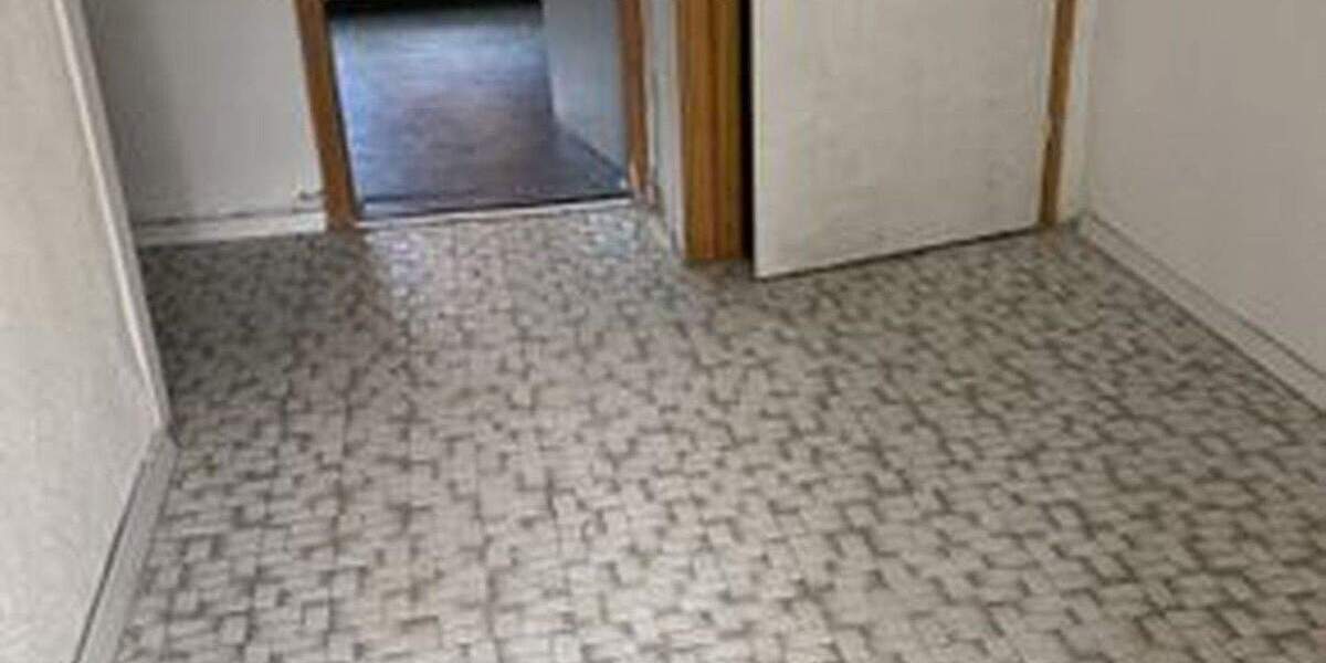 Sarstedt-Hotteln, Haus für große Familie; leerstehend,FESTPREIS !!! nur 169.000,- € 7 zimmer