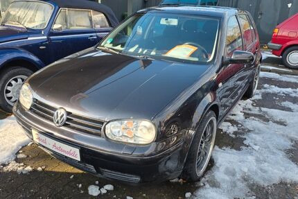 VW Golf 124.200 km 6.990 &euro; Lauf a.d.Peg. 91207