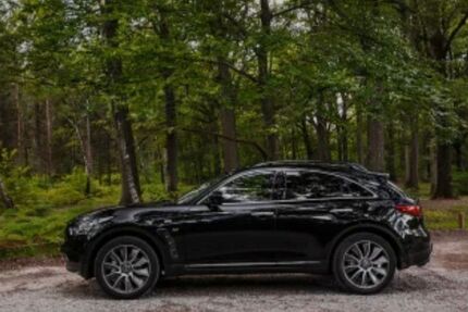 INFINITI QX70 76.000 km 22.500 &euro; Moers 47443