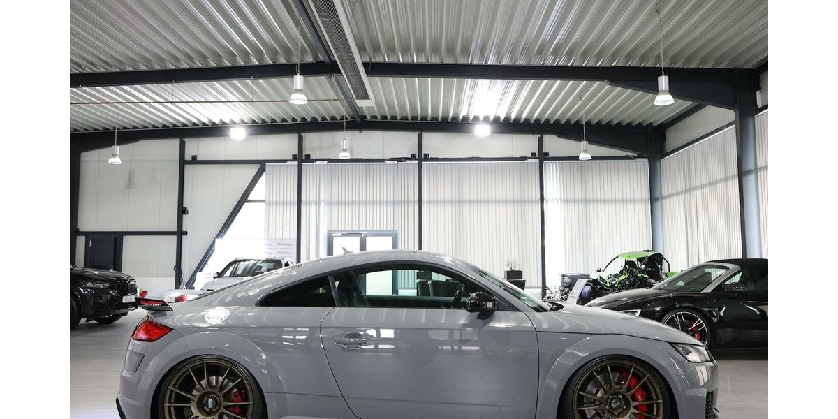 Audi TT RS COUPE 2.5 TFSI QUATTRO NARDO+BLACK+GOLD 40.000 km 55.555 &euro; Hamm 59077