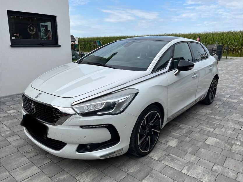 DS Automobiles DS5 126.500 km 14.400 € Horgau 86497