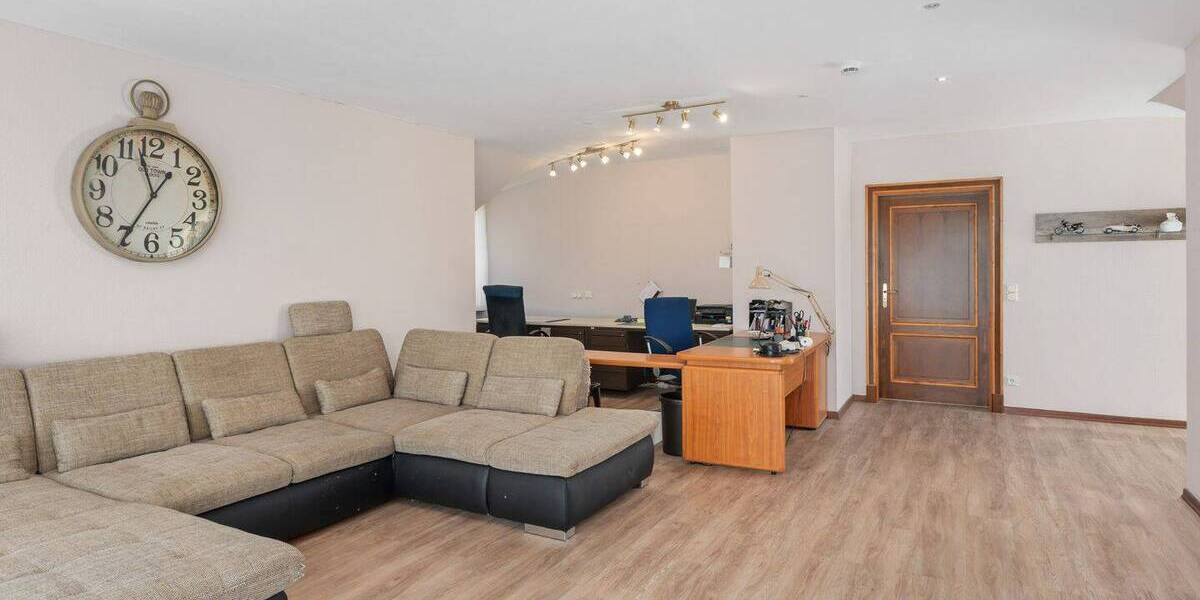 Einfamilienhaus Gnarrenburg / Karlshöfen Karlshöfen - 5 Zimmer, 402 m&sup2;, 585.000&euro; | Angebot:26275130