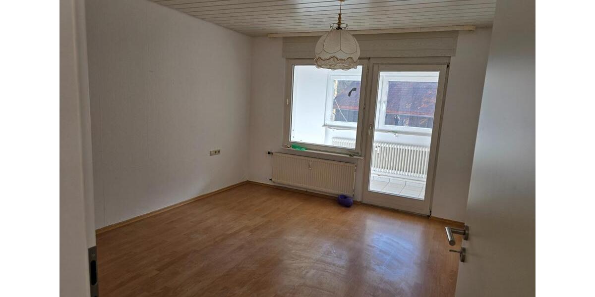 Etagenwohnung Bad Wildbad - 2.5 Zimmer, 60 m&sup2;, 500&euro; | Angebot:26336100