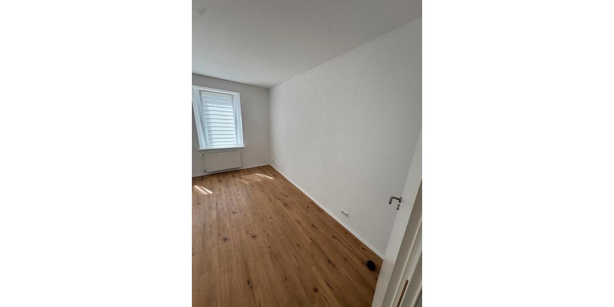Erdgeschoßwohnung Hof Altstadt - 3 Zimmer, 64 m&sup2;, 195.000&euro; | Angebot:26399365