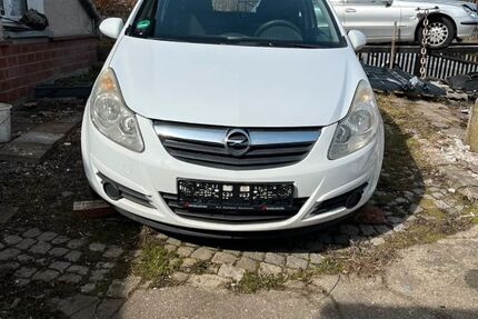 Opel Corsa 114.158 km 2.499 &euro; Johanngeorgenstadt 08349
