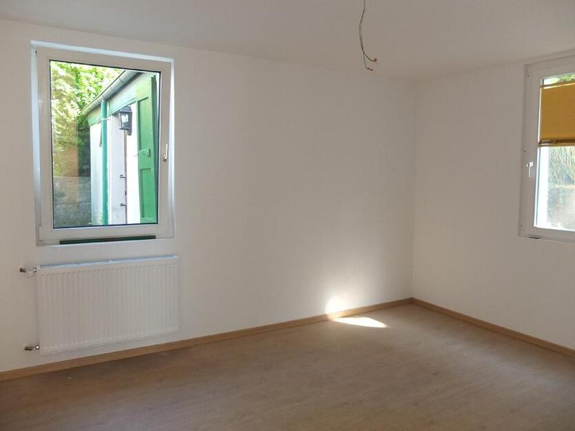Wunderbar individuelle und angenehme Büro-Servicefläche in Solingen-Wald! zimmer