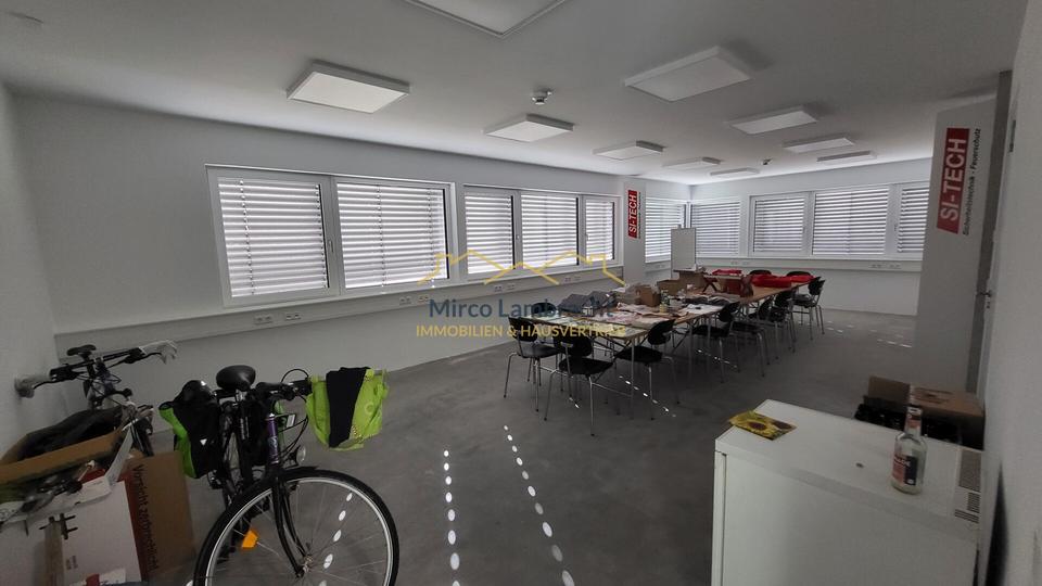 Gewerbeobjekt Breisach am Rhein - 2.450&euro; | Angebot:25245140
