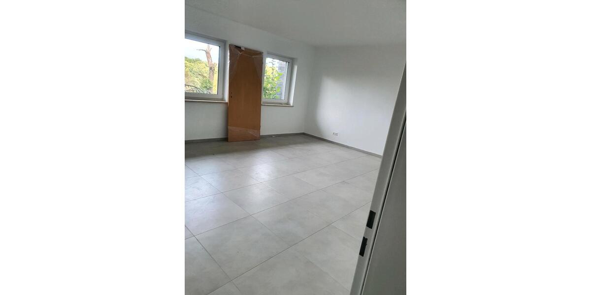 Erdgeschoßwohnung Hermeskeil - 3 Zimmer, 123 m&sup2;, 1.000&euro; | Angebot:25440243