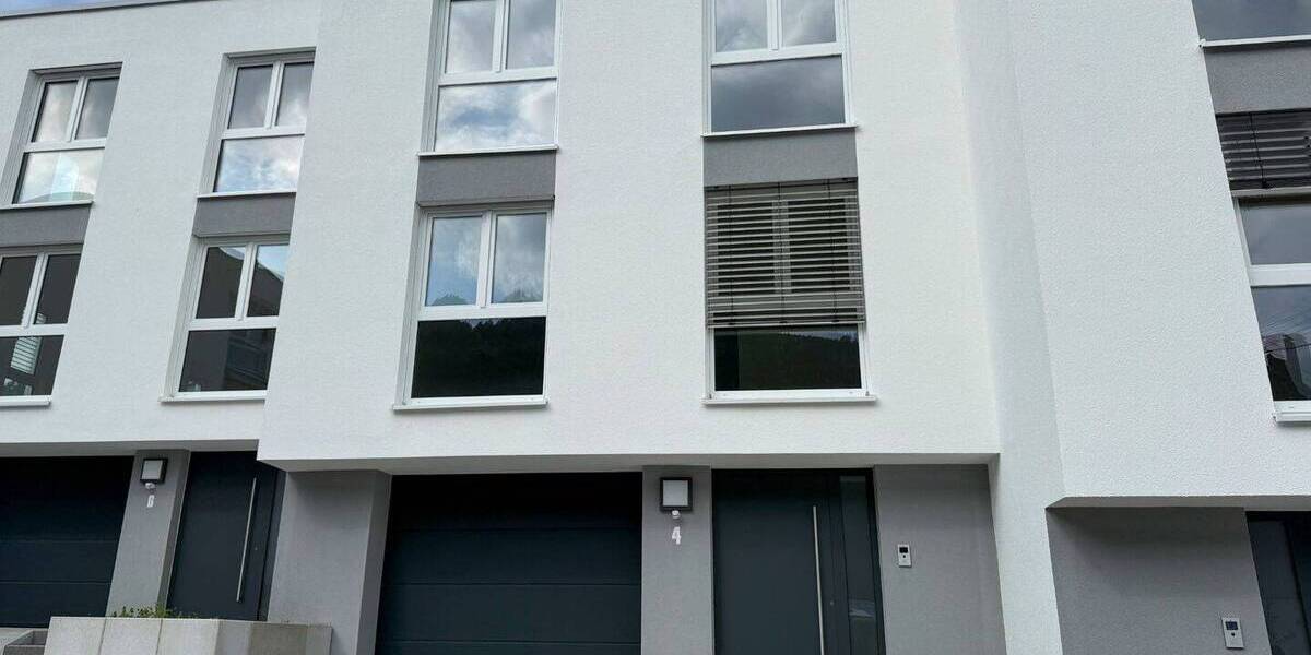 Reihenmittelhaus Bad Wildbad - 4 Zimmer, 137 m&sup2;, 590.000&euro; | Angebot:26797218