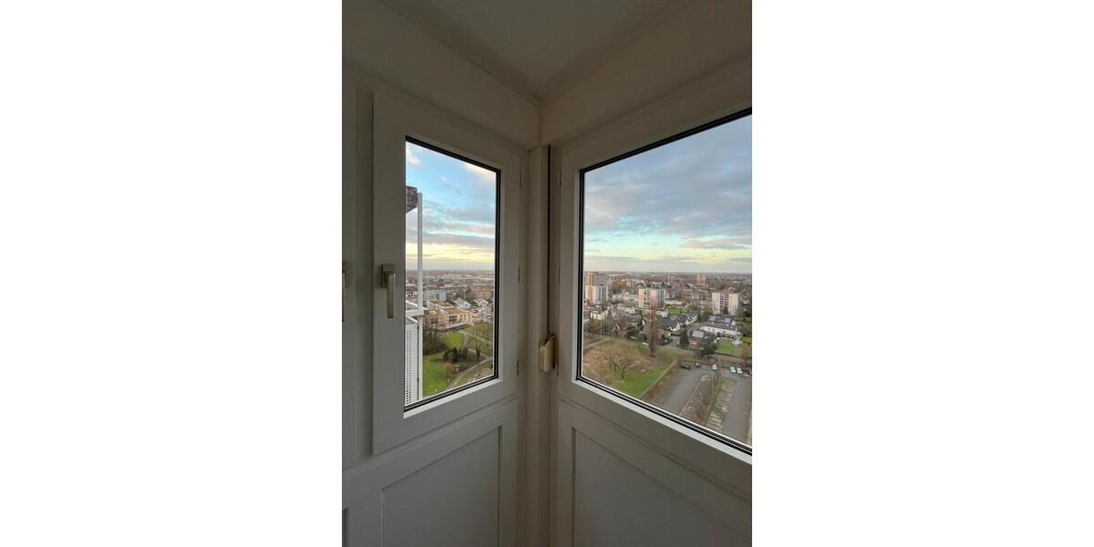 Große helle 1-Zimmer Wohnung mit Dachterrasse in LahrSchwarzwald 1 zimmer