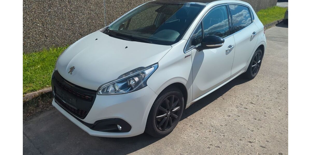 Peugeot 208 149.900 km 5.099 &euro; Idar-Oberstein 55743