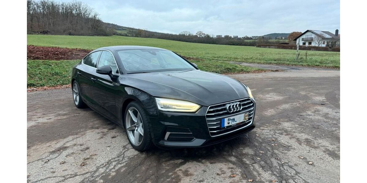Audi A5 104.800 km 22.990 € Eisenberg 67304
