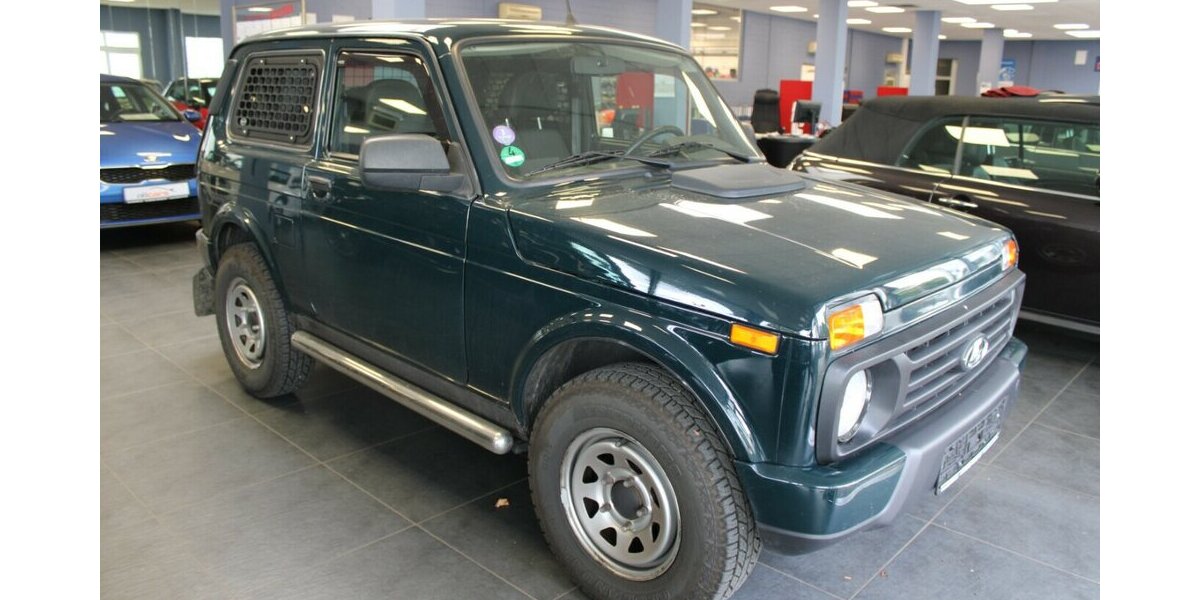Lada 1.7 Urban 4x4 66.666 km 9.980 € Euskirchen 53881