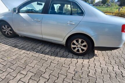 VW Jetta 273.000 km 1.200 &euro; donaueschingen 78166