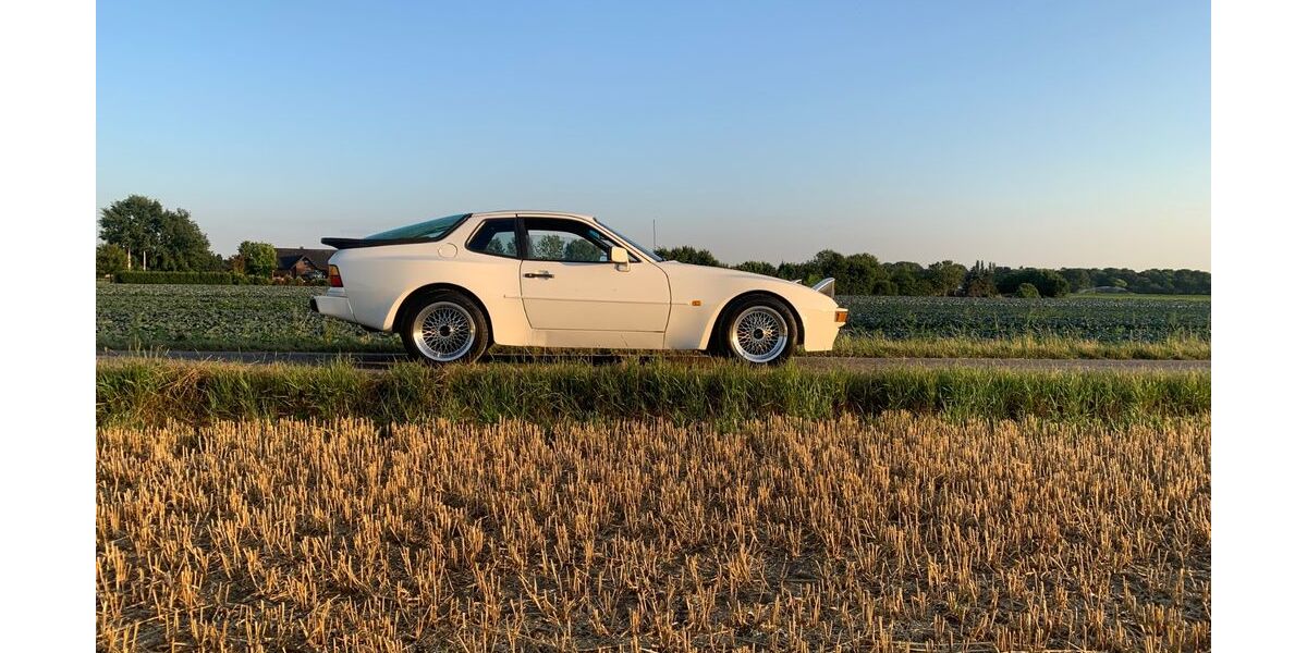 Porsche 944 202.000 km 22.944 &euro; Meerbusch 40667