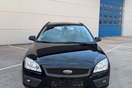 Ford Focus 104.000 km 2.990 &euro; Schömberg 72355