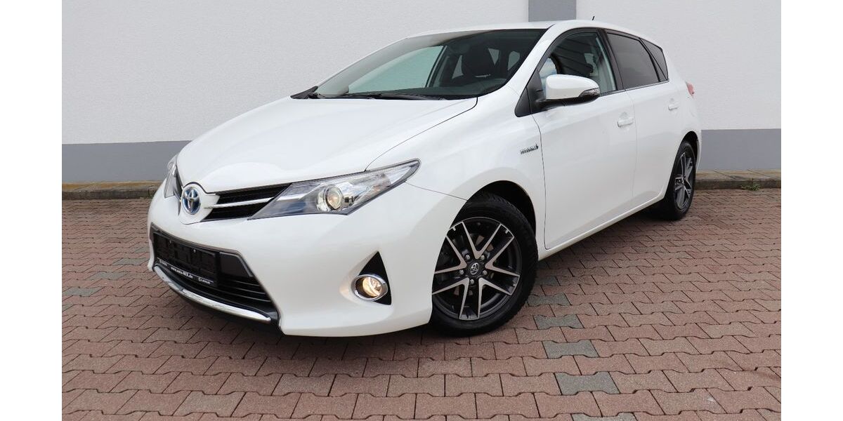 Toyota Auris 24.244 km 14.990 &euro; Weißenhorn 89264