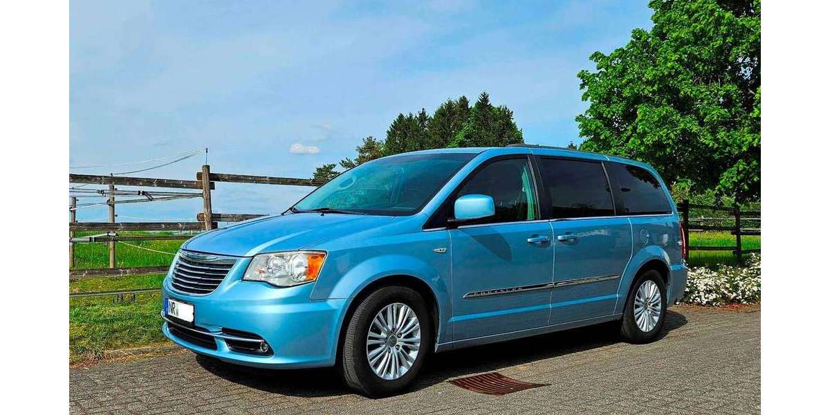 Chrysler Town & Country 169.500 km 12.600 &euro; Großmaischeid 56276