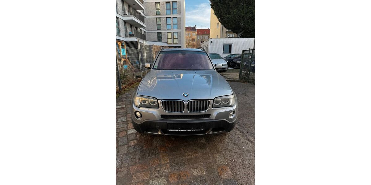 BMW X3 283.000 km 5.999 &euro; Berlin 13187