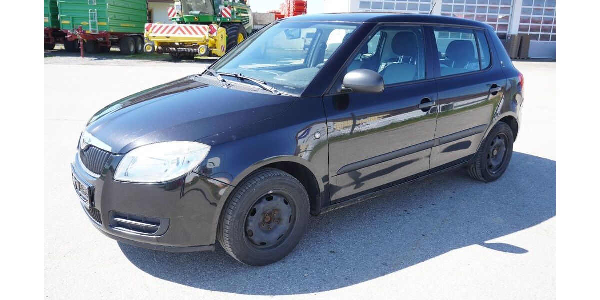 Skoda Fabia 246.200 km 1.490 &euro; Griesstätt 83556