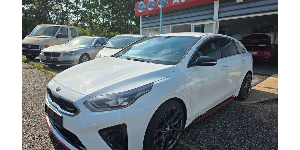 Kia pro ceed / ProCeed 185.000 km 13.650 &euro; zwickau 08064