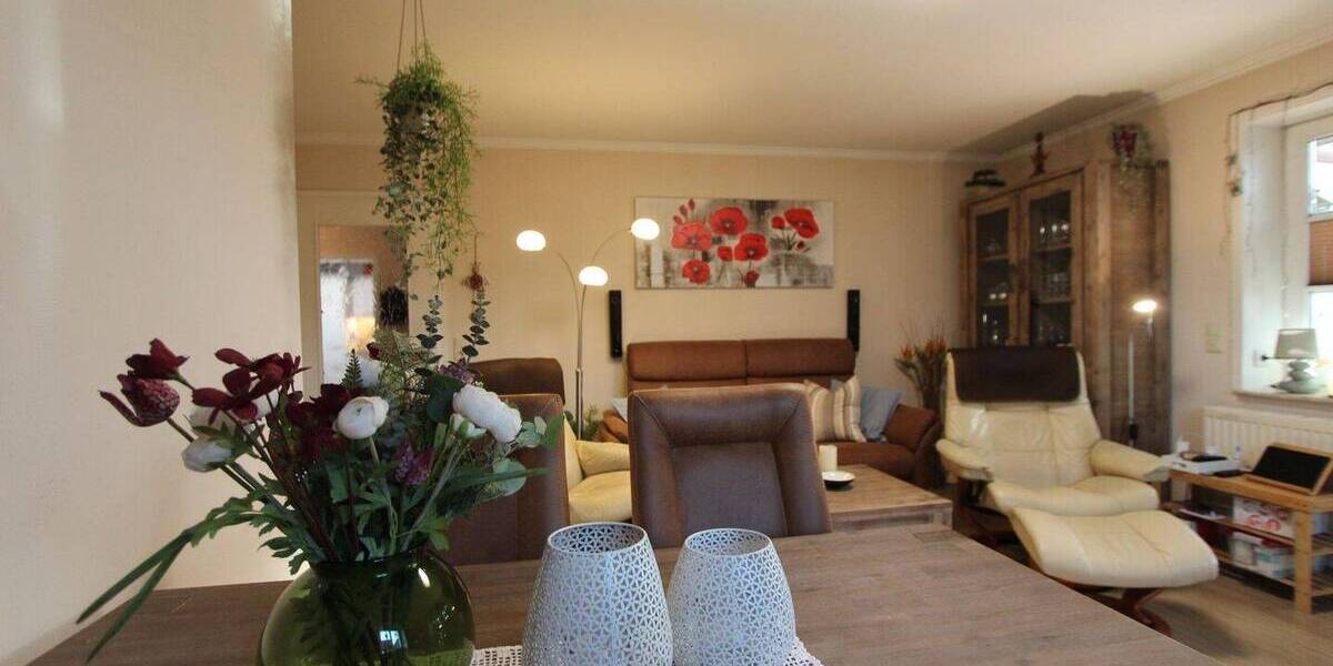 Mehrfamilienhaus, Wohnhaus Klanxbüll - 7 Zimmer, 182 m&sup2;, 398.000&euro; | Angebot:25706558