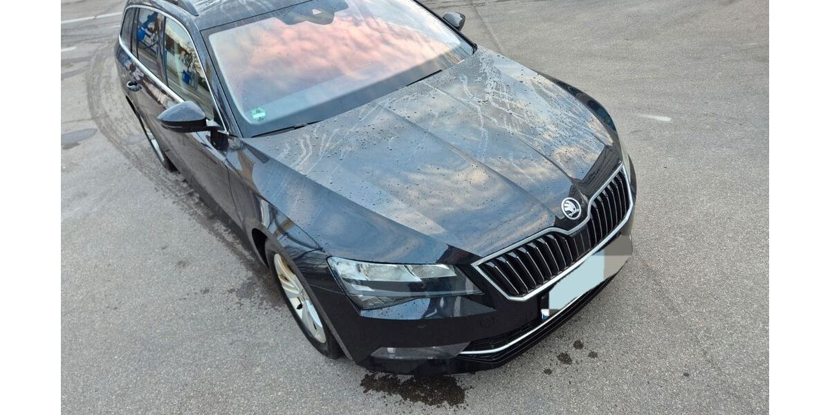 Skoda Superb 150.000 km 19.200 &euro; Neu-Ulm 89231