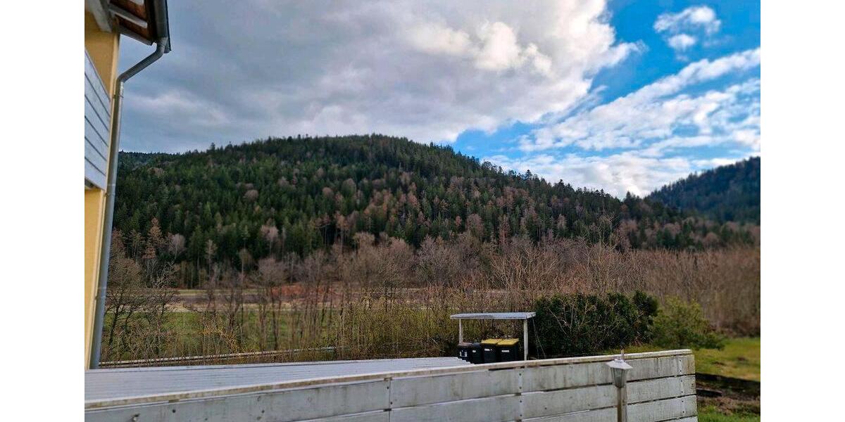 Einfamilienhaus Bad Wildbad - 6 Zimmer, 160 m&sup2;, 499.000&euro; | Angebot:26061533