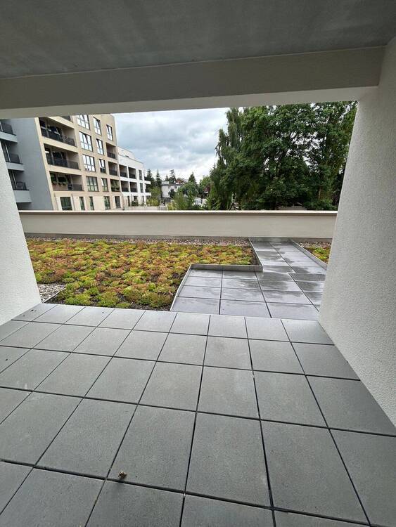 Helle 2-Zimmer Neubau-Wohnung in Top Lage mit Terrasse und Gründach