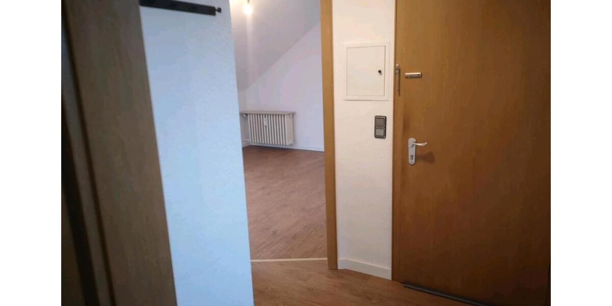 Dachgeschoßwohnung Gütersloh Isselhorst - 1 Zimmer, 50 m&sup2;, 450&euro; | Angebot:26271501