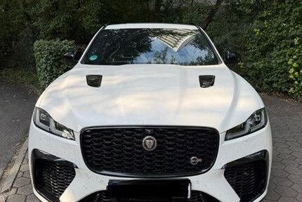Jaguar F-Pace 17.950 km 82.500 € München 81669