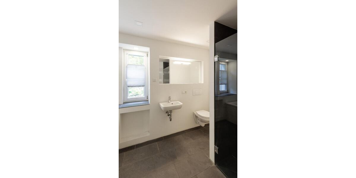 Etagenwohnung Lichtenstein (Sachsen) - 4 Zimmer, 100 m&sup2;, 950&euro; | Angebot:25830287