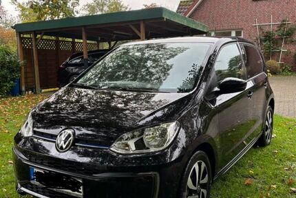 VW e-up! 40.967 km 13.650 € Friedeburg 26446