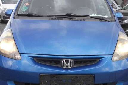 Honda Jazz 240.000 km 1.999 € Cottbus 03051