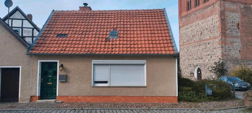 Reihenhaus Arneburg - 3 Zimmer, 75 m&sup2;, 65.000&euro; | Angebot:26351304