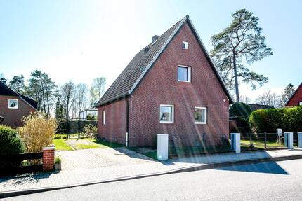 Haus Buchholz in der Nordheide - 3 Zimmer, 104 m&sup2;, 1.800&euro; | Angebot:24877678