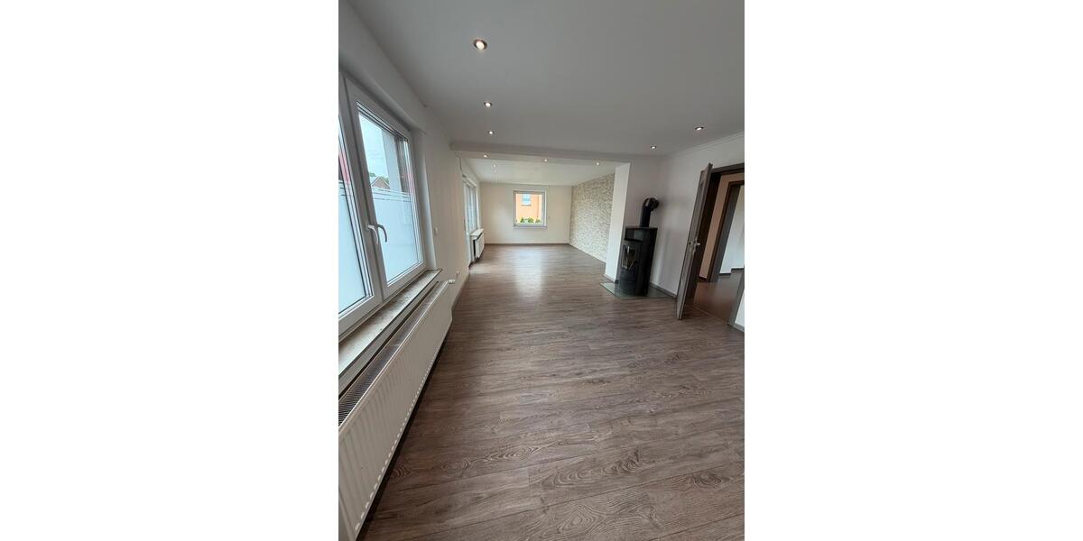 Einfamilienhaus Bad Oeynhausen - 7 Zimmer, 180 m&sup2;, 419.000&euro; | Angebot:26891030