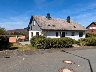 Einfamilienhaus Netphen - 6 Zimmer, 166 m&sup2;, 1.234&euro; | Angebot:26345372