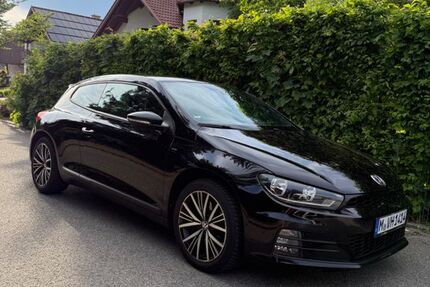 VW Scirocco 163.000 km 14.000 &euro; München 81539
