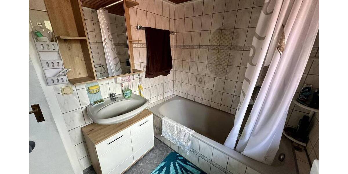 Einfamilienhaus Weikersheim Laudenbach - 1 Zimmer, 190 m&sup2;, 110.000&euro; | Angebot:26703682