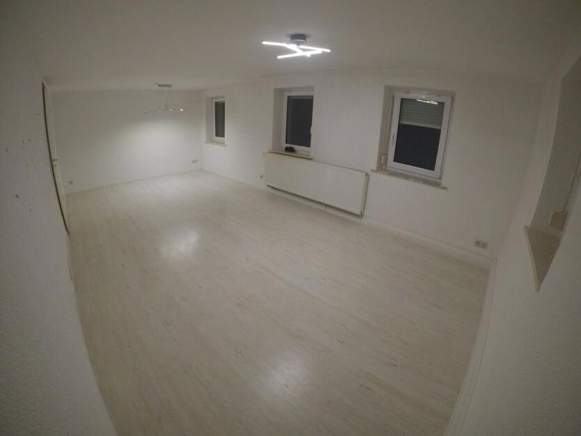 Geräumiges Einfamilienhaus in Frommenhausen