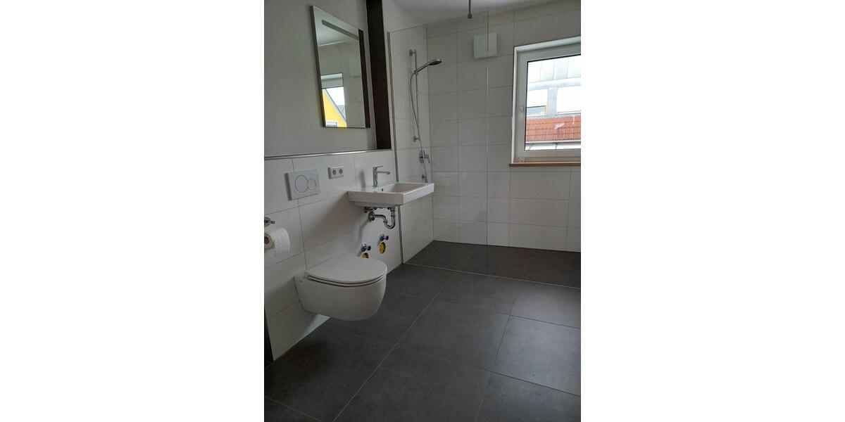 Etagenwohnung Freystadt - 2 Zimmer, 62 m&sup2;, 806&euro; | Angebot:26222523